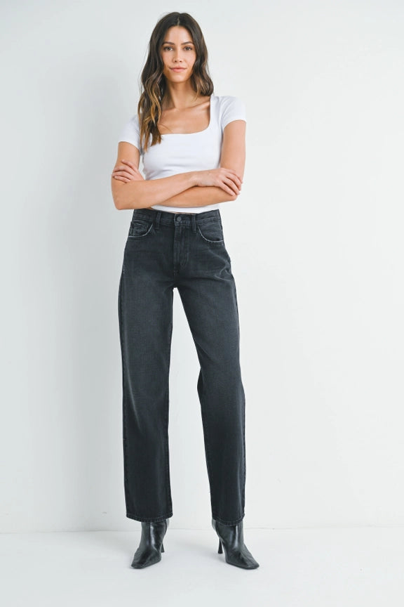 RELAXED FIT STRAIGHT LEG JEANS FOR COMFORT | SHOP DAISY LANE