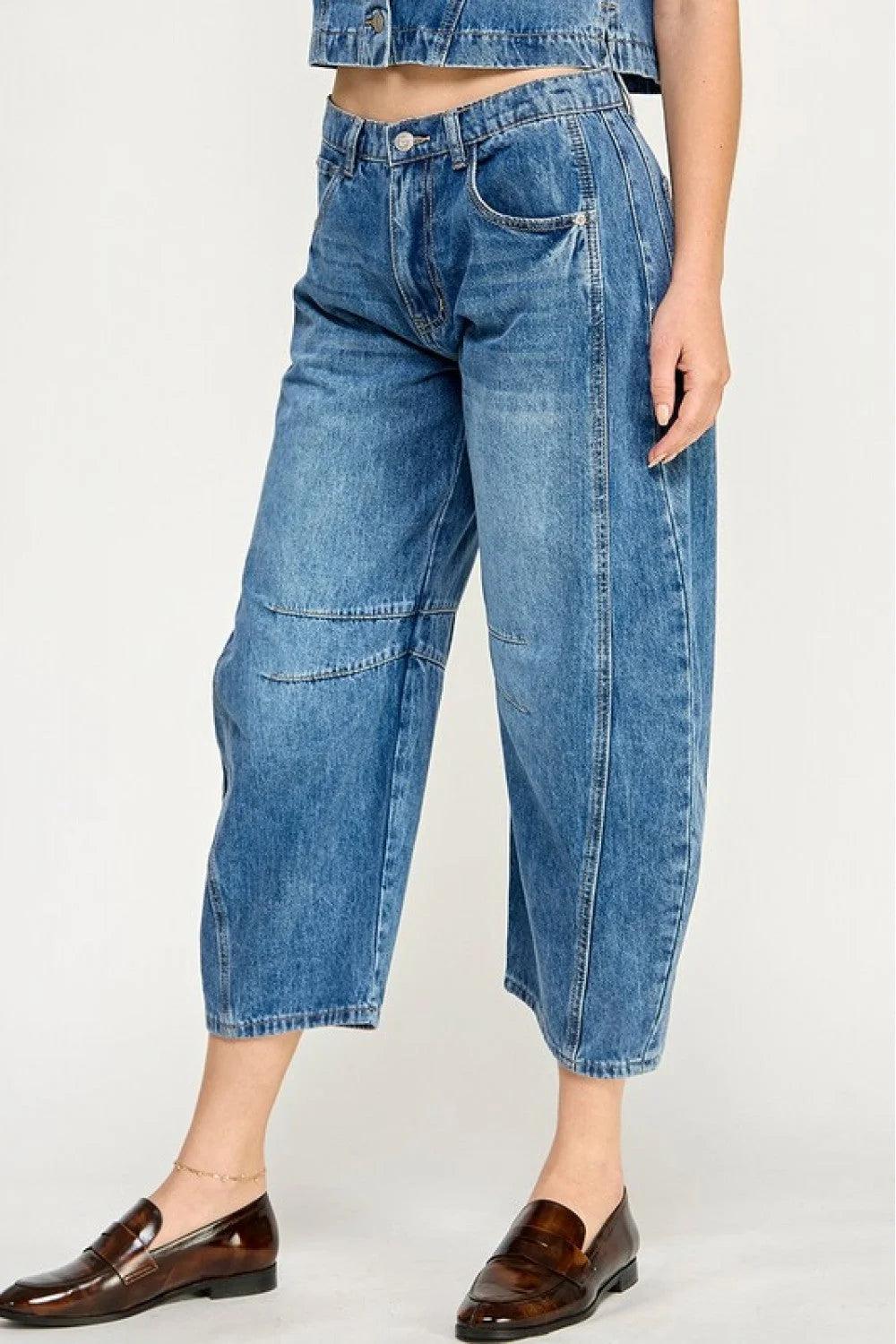 Blue denim cropped pants from MID-RISE BARREL JEANS, perfect for women’s boho chic clothing at Shop Daisy