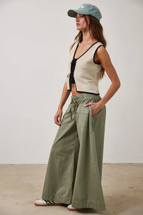 Light green contrast linen cotton wide-leg cargo pants with drawstring waist for versatile style