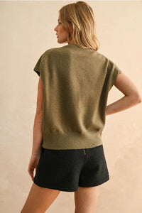 Olive green loose fit short sleeve sweater with ribbed edges