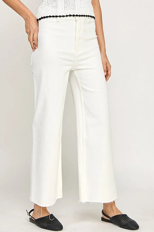 White high-waisted straight pants jeans with back patch pockets for a stylish look