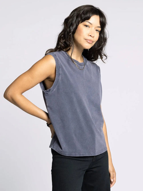 Womanās sleeveless gray top with crew neckline in relaxed fit, perfect for womenās boho chic clothing