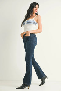 Women’s dark wash mid rise flare slim bootcut denim jeans for a stylish look