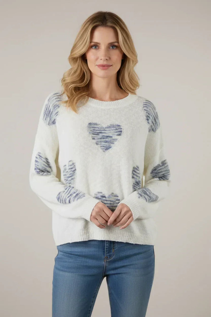 Valentine’s day outfit ideas: the perfect heart sweater