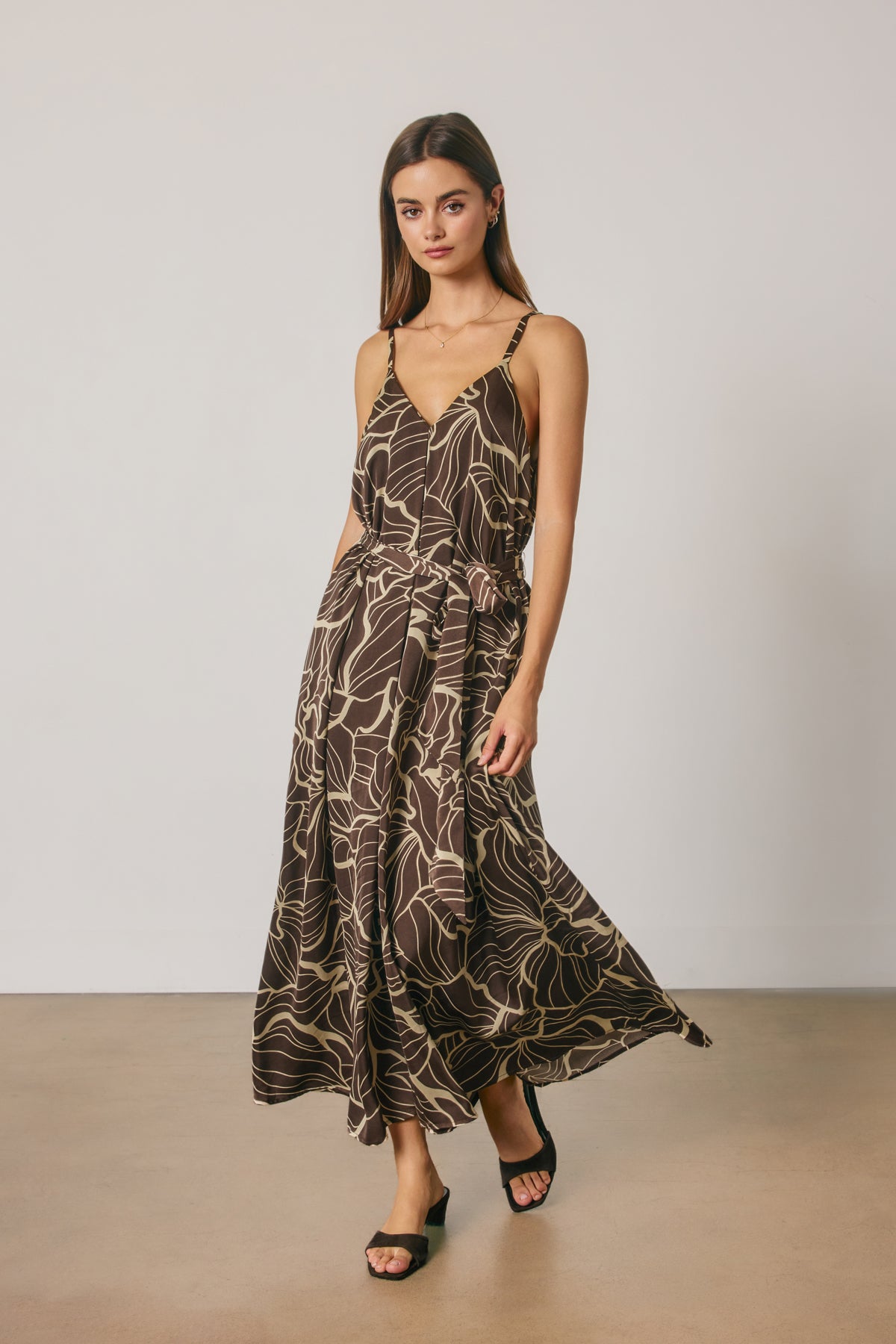 ABSTRACT PRINT SATIN A LINE V NECK BELTED MAXI DRESS