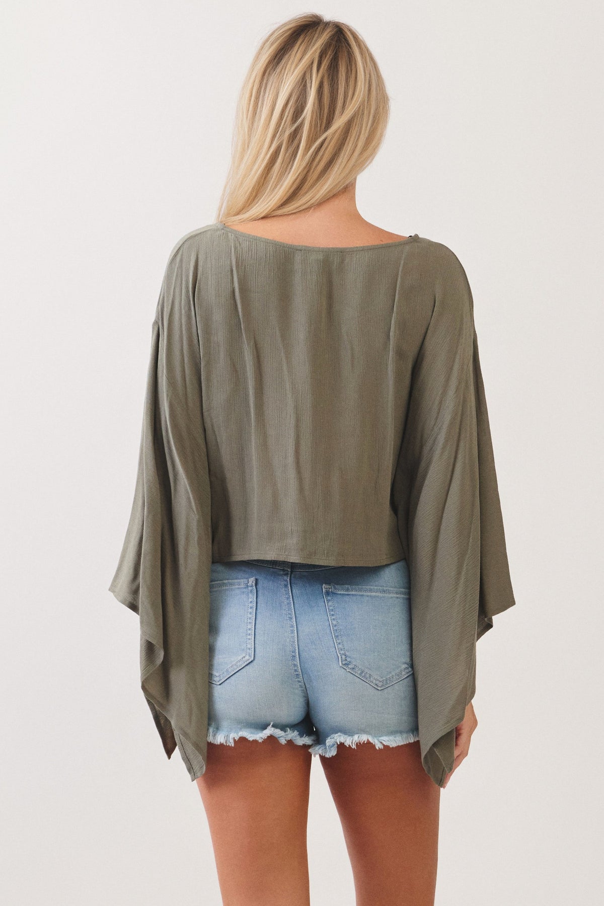 KIMONO SLEEVE DETAILED BLOUSE