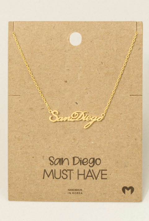SAN DIEGO PENDANT NECKLACE