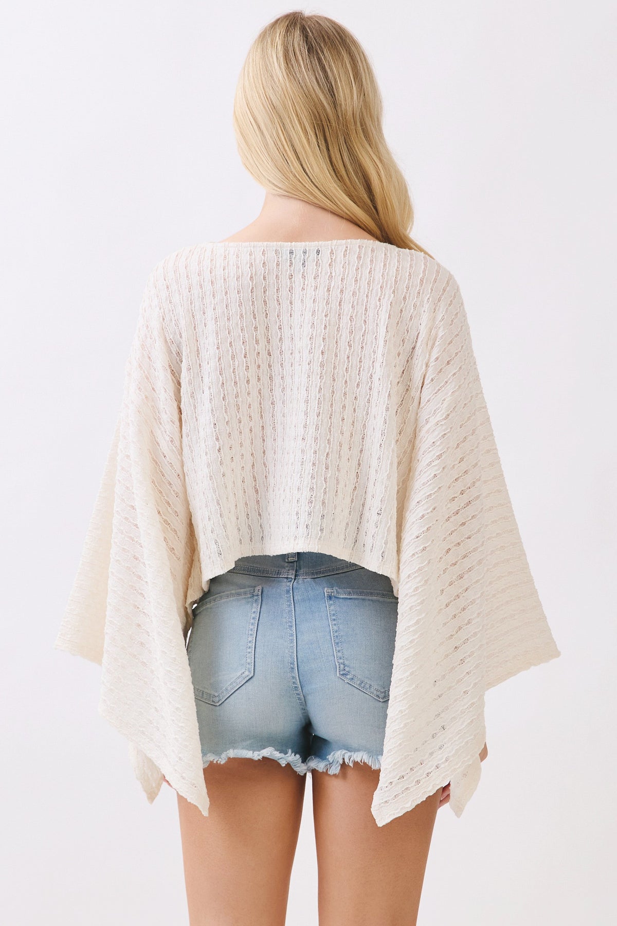 ROUND NECK KIMONO SLEEVE TOP