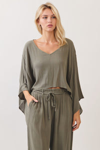 KIMONO SLEEVE DETAILED BLOUSE