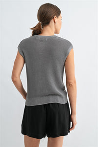 BUTTON DOWN VEST SWEATER TOP