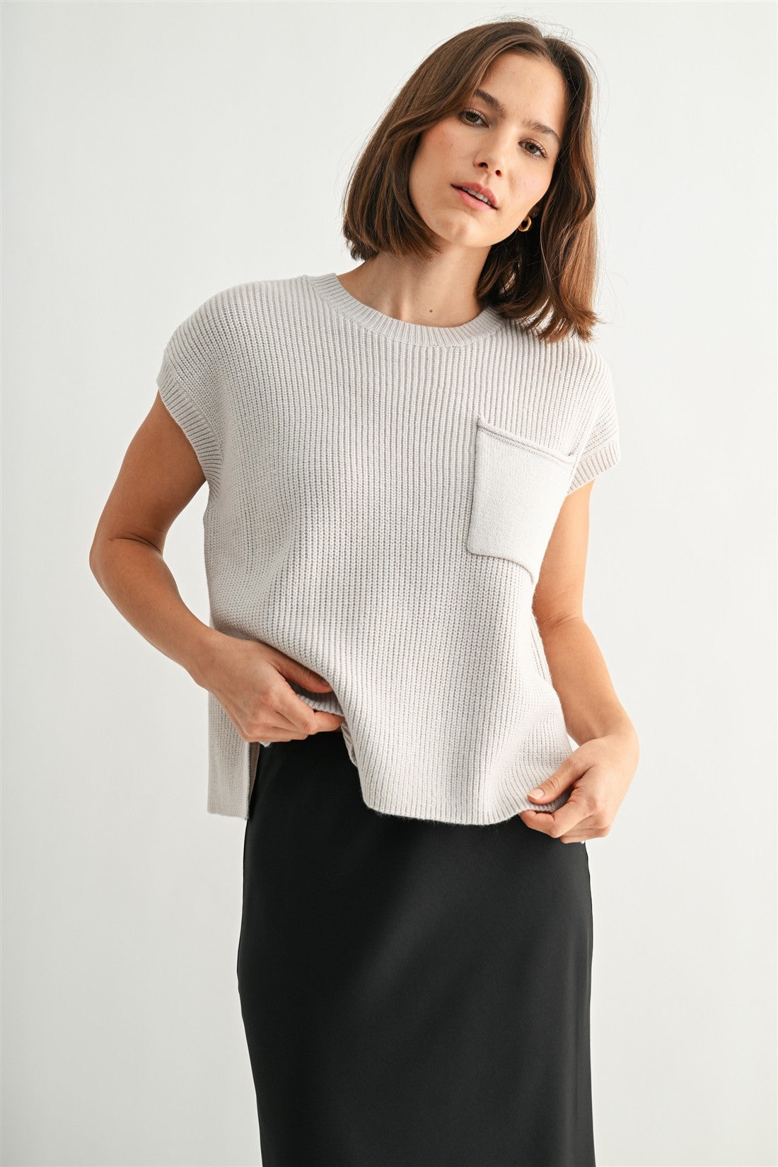 SHORT SLEEVE SWEATER VEST