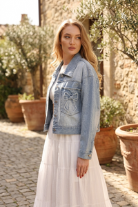 OVERSIZED TRUCKER BOW PATCH DENIM JACKET