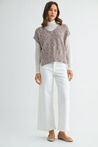 V-NECK KNITTED TOP WITH SHORT SLEEVES
