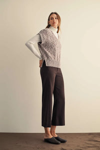 V-NECK KNITTED TOP WITH SHORT SLEEVES