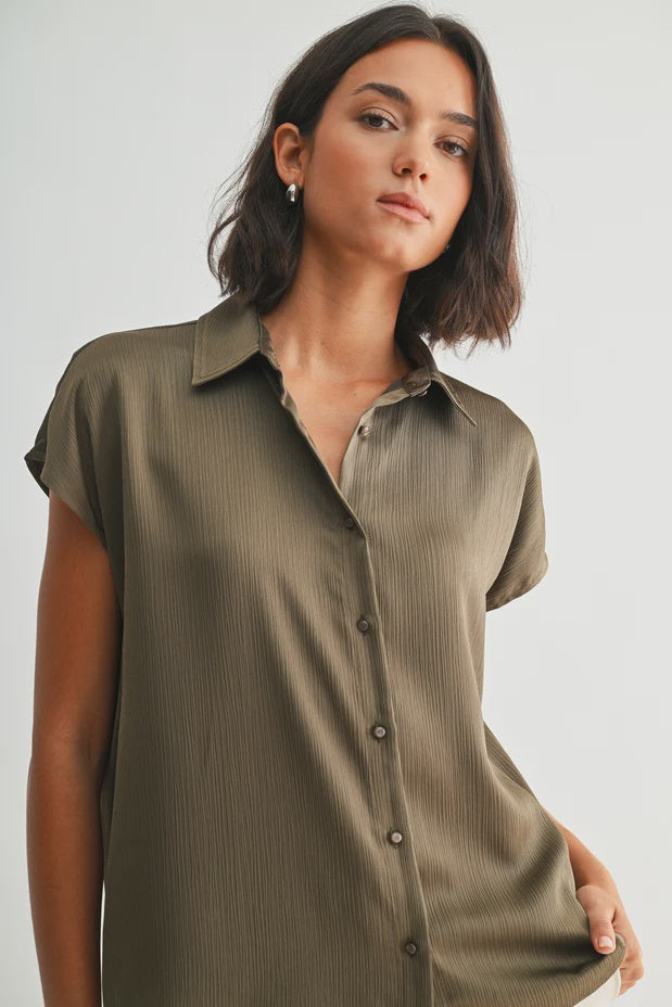 TEXTURED SATIN DOLMAN SHIRT