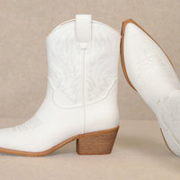 CLAIRE WHITE EMBROIDERED WESTERN COWGIRL BOOTIES