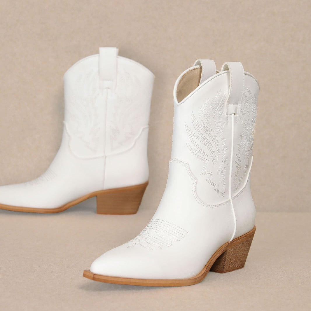 CLAIRE WHITE EMBROIDERED WESTERN COWGIRL BOOTIES