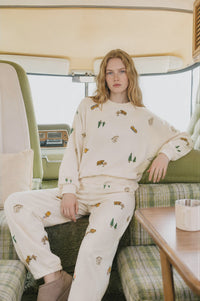 CAMPING MOTIF CREW NECK LONG SLEEVE KNIT TOP