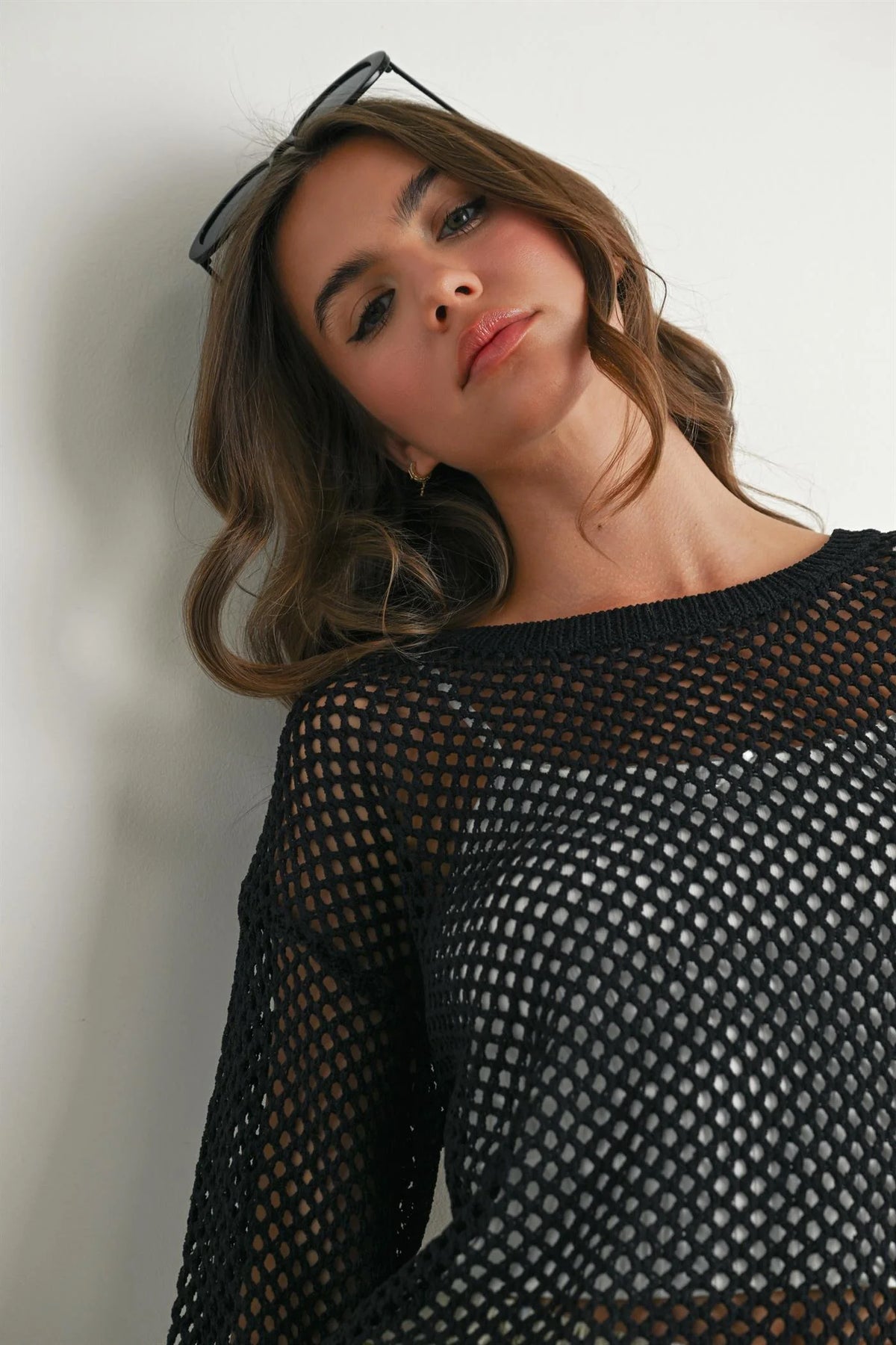 Elegant long sleeve see-through black mesh knit top with round neckline