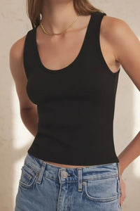 Essy ribbed basic tank top in black with scoop neckline and straps