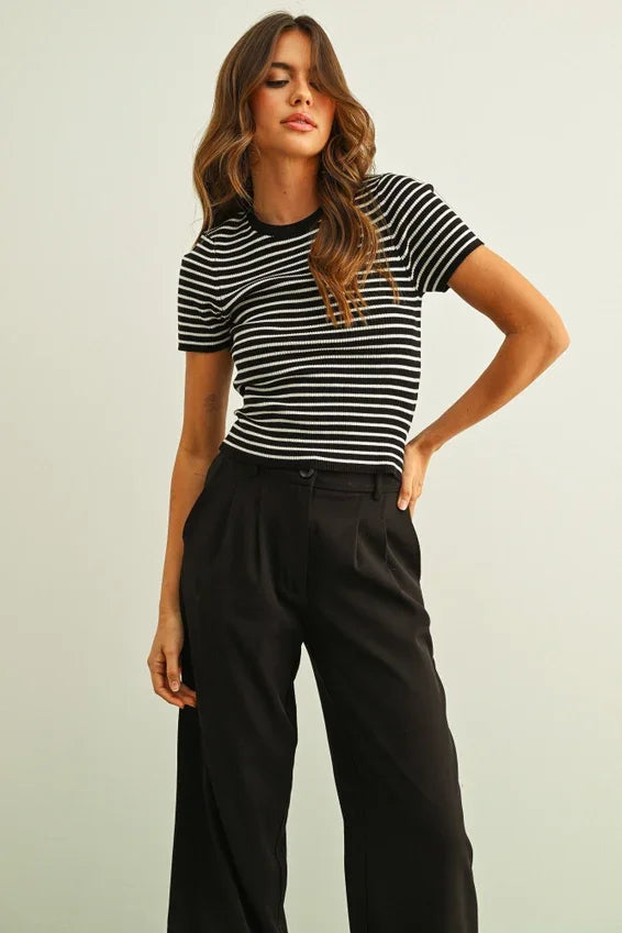 Black and white stripe ribbed knit short sleeve top
