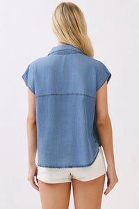 Blue denim short-sleeved tencel collared button top with stitched seams and classic collar for casual wear
