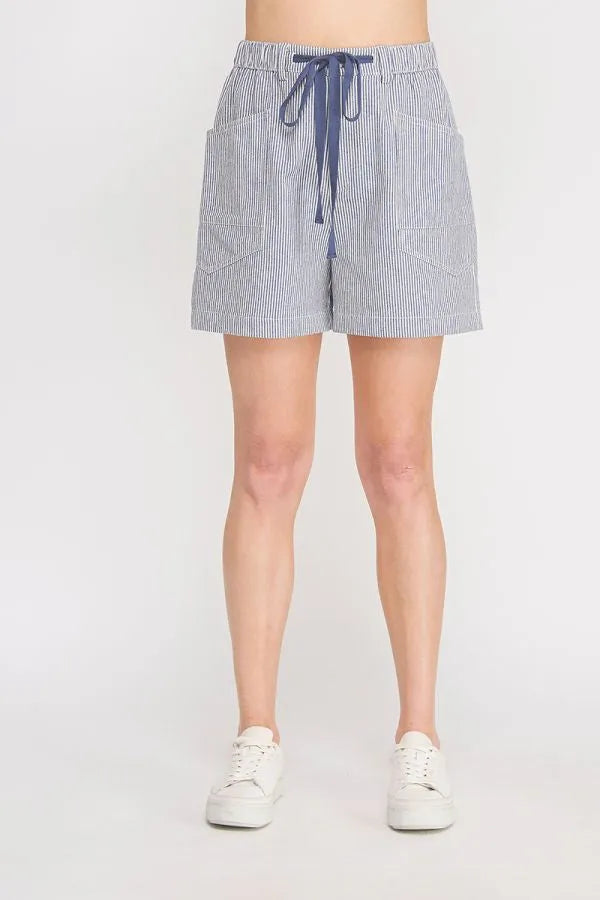 Blue and white striped twill short with tie front and drawstring waistband made of cotton for casual wear