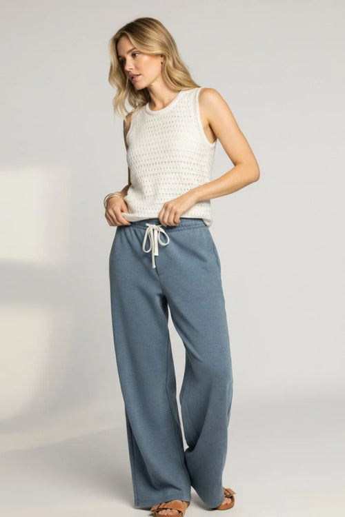 Crochet knit textured relaxed fit tank with blue wide-leg pants