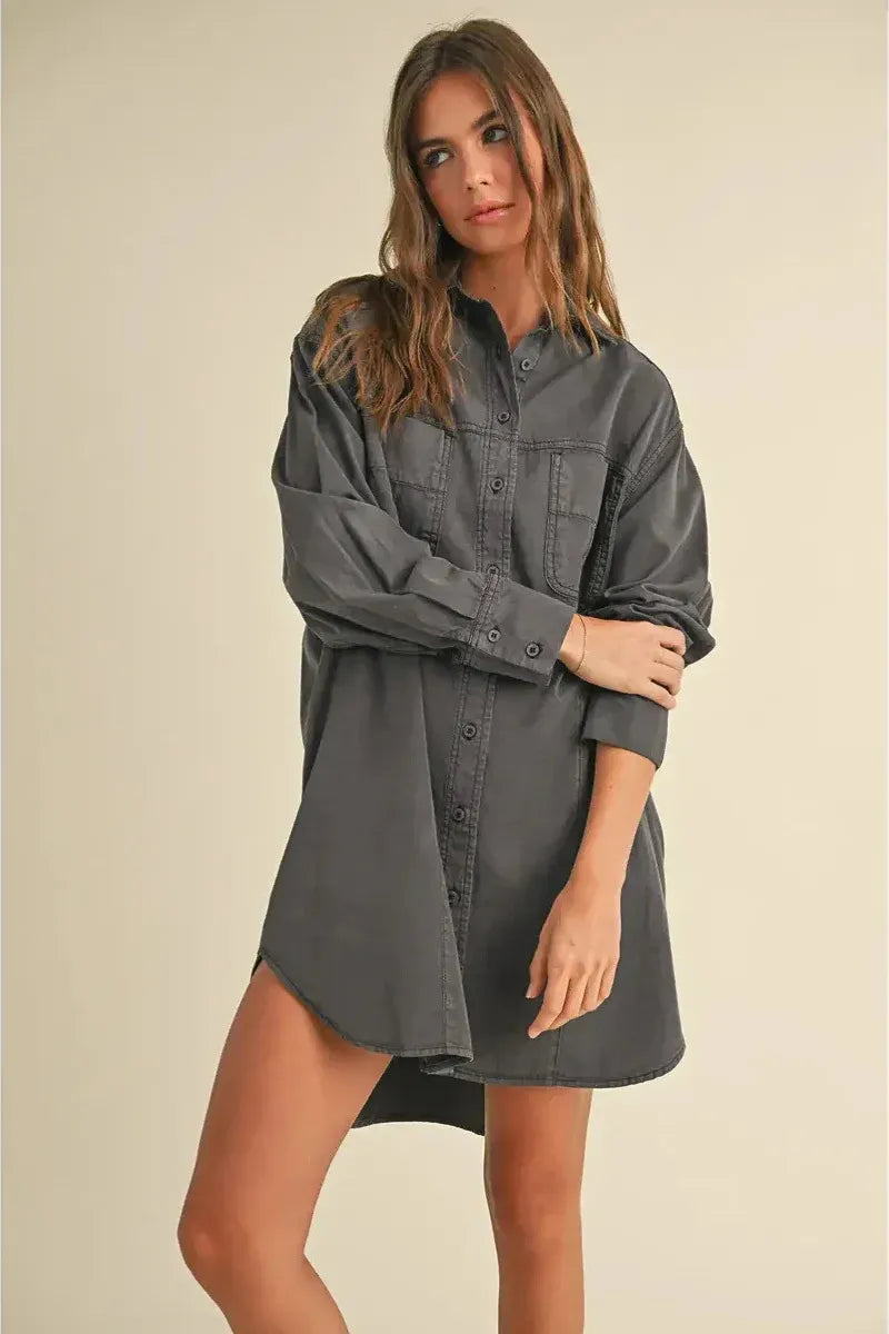 Dark gray oversized washed buttondown shirt dress with two chest pockets and rolled sleeves in women’s boho style