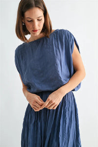Deep blue crinkle satin elastic hem top with pleated skirt