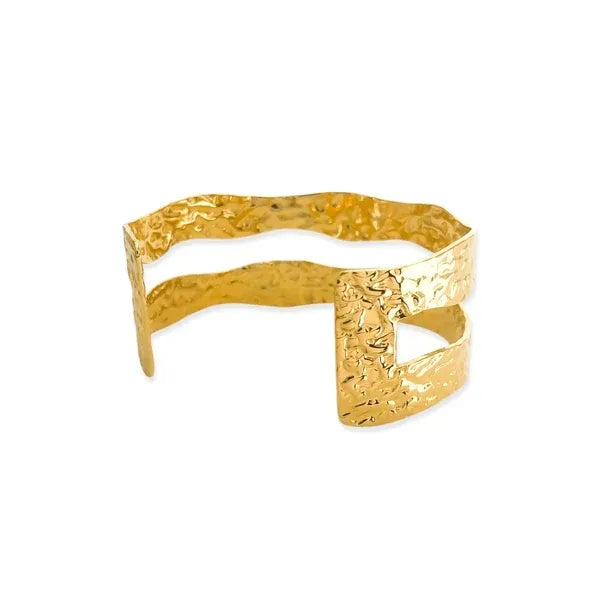 Gold-toned hammered double layer wavy cuff bracelet with bold geometric design in hammered metal material