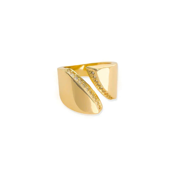 18k gold CZ ring with angular intersecting bands and cubic zirconia stones