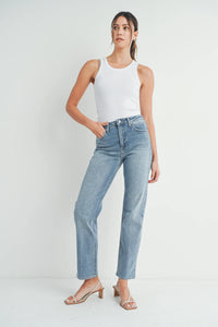 High-waisted full length straight denim jean in light blue made of denim with a length straight fit and straight leg cut