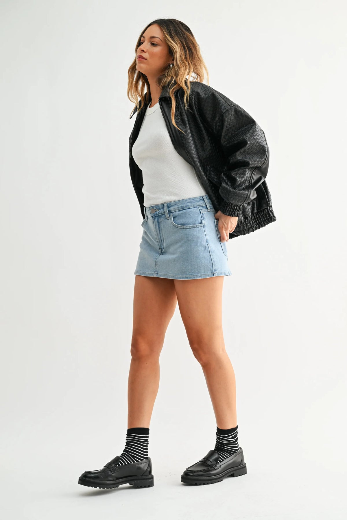 Classic mini denim high rise skort with light-wash five-pocket design