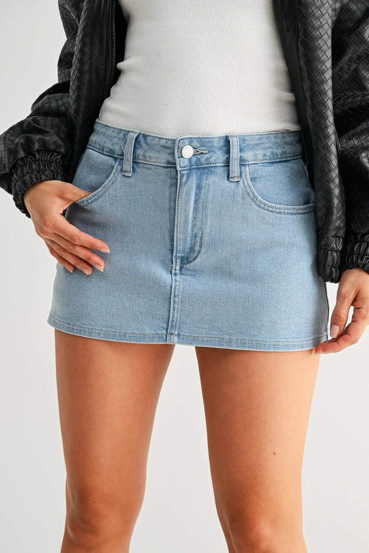 Classic mini denim high rise skort with five-pocket design