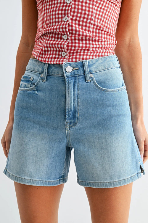 Mid rise walking denim shorts with high-rise waist and slit
