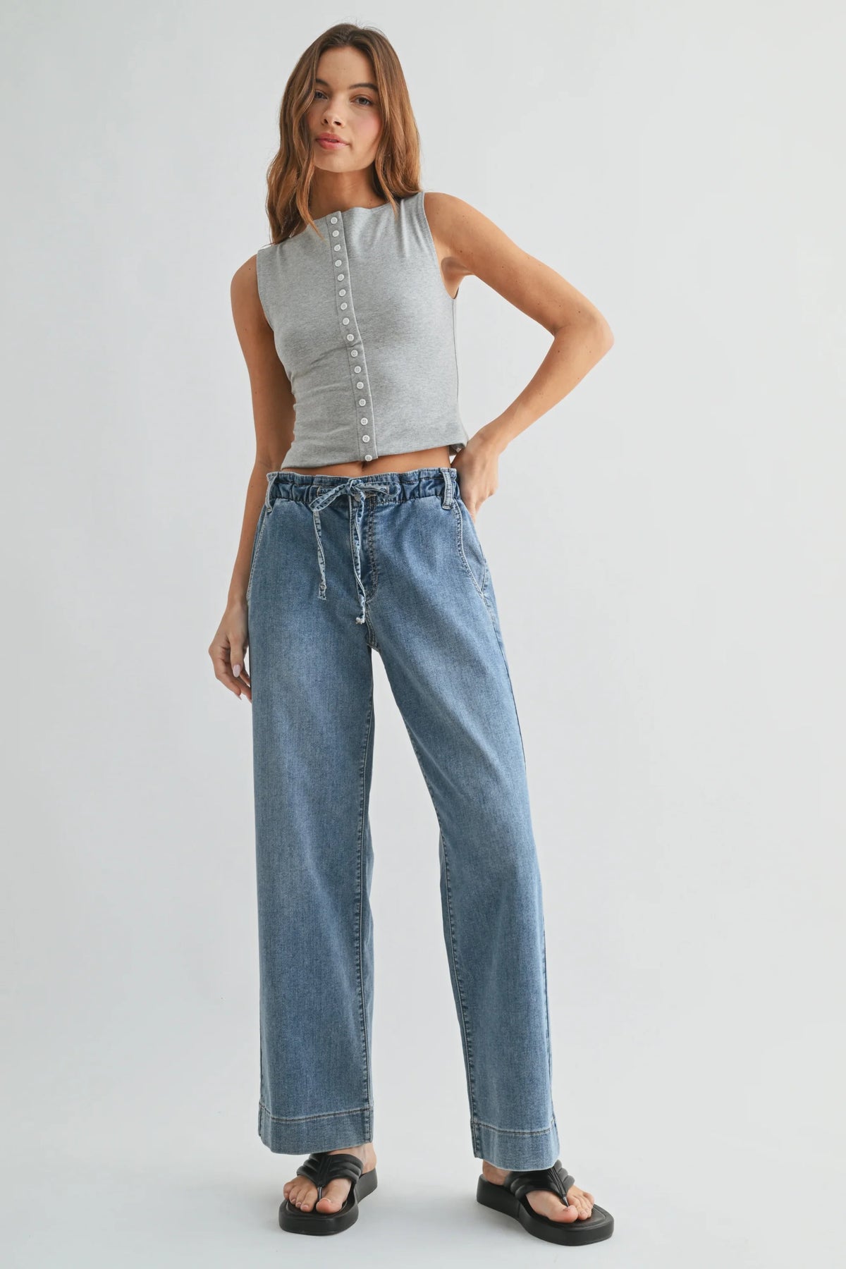 Light-wash wide leg denim pants with drawstring waistband