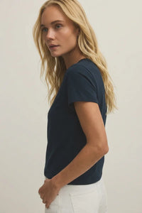 Navy blue short-sleeved junie cotton basic tee made from soft cotton basic fabric for everyday wear