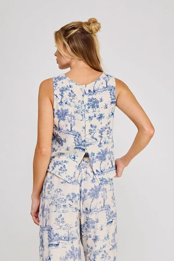 Printed back opening top in cream with blue toile pattern and back pleat detail for womens boho clothes by shop daisy