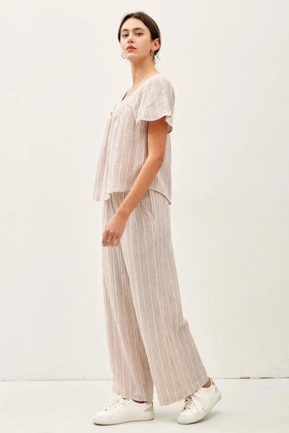 Flowy boxy gauze striped top in soft beige and white linen set