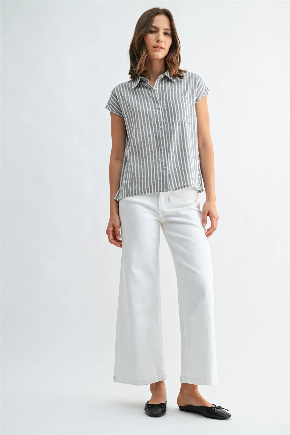 STRIPED WIDE SHOULDER BUTTON DOWN SHIRT