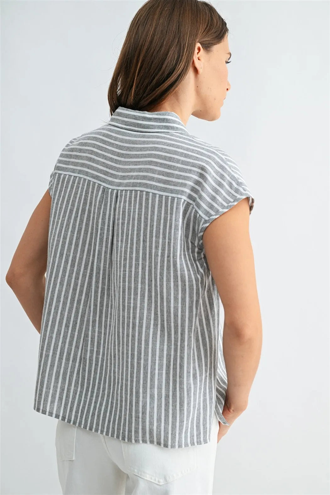 STRIPED WIDE SHOULDER BUTTON DOWN SHIRT