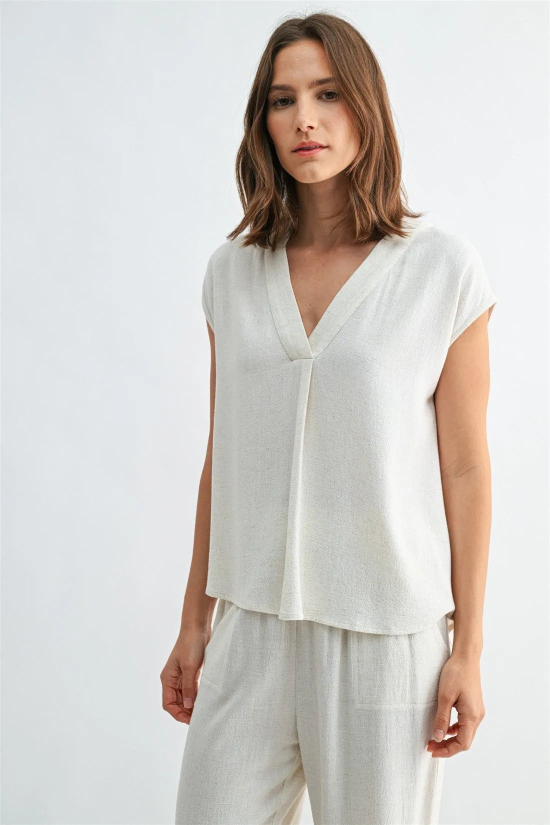 V NECK SHORT DOLMAN SLEEVE BLOUSE