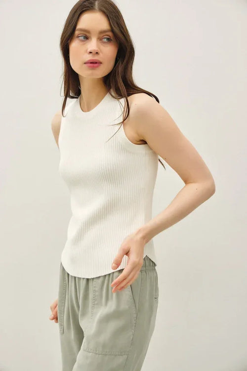 Fitted ribbed tank top in white with sleeveless rounded neckline