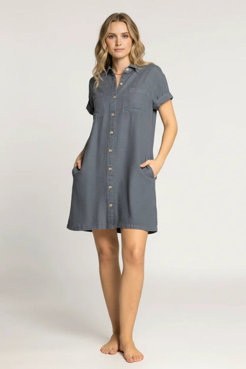 Casual denim button-front shirt dress with pockets in blue-gray