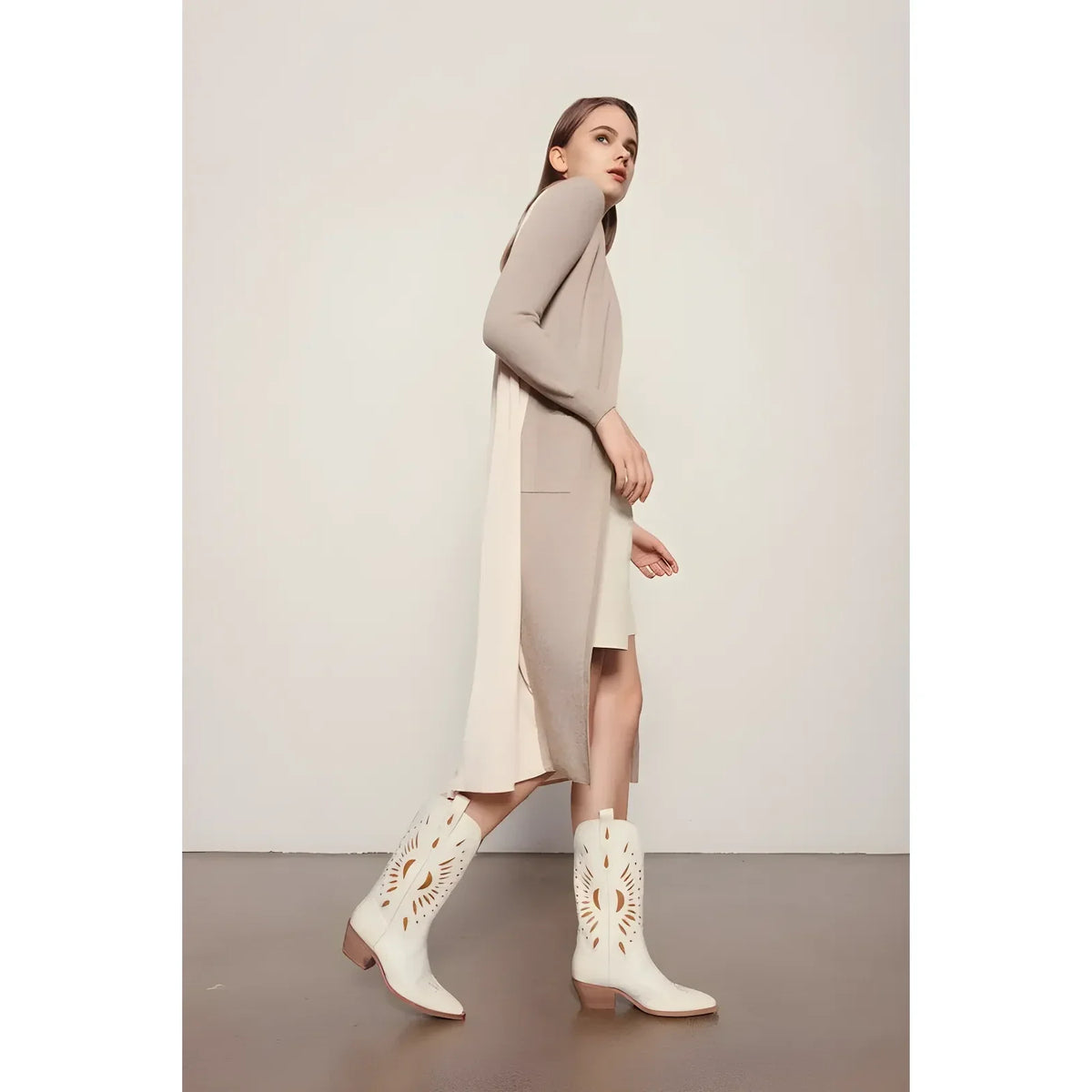 BRITANY CUTOUT POINTED TOE WESTERN COWGIRL BOOTS