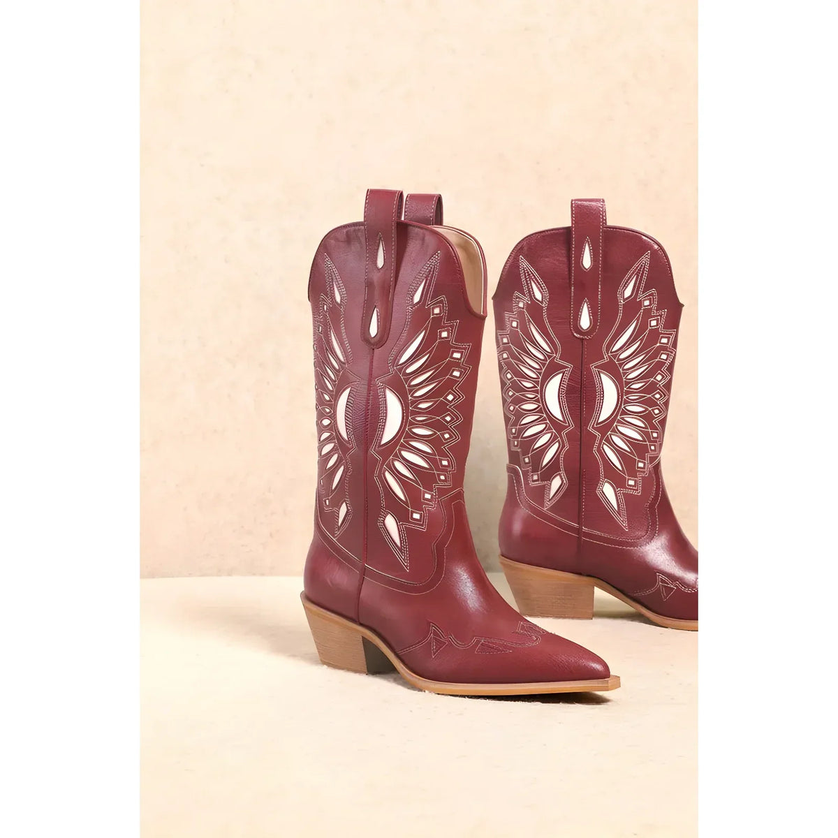 BRITANY CUTOUT POINTED TOE WESTERN COWGIRL BOOTS