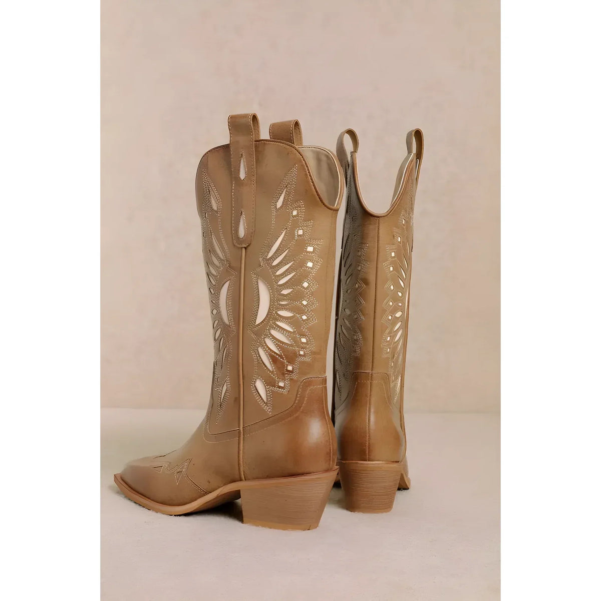 BRITANY CUTOUT POINTED TOE WESTERN COWGIRL BOOTS