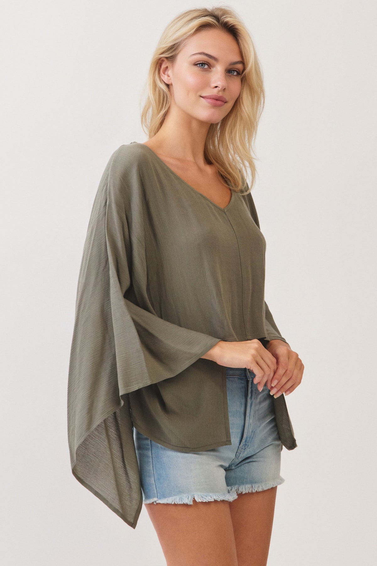 KIMONO SLEEVE DETAILED BLOUSE
