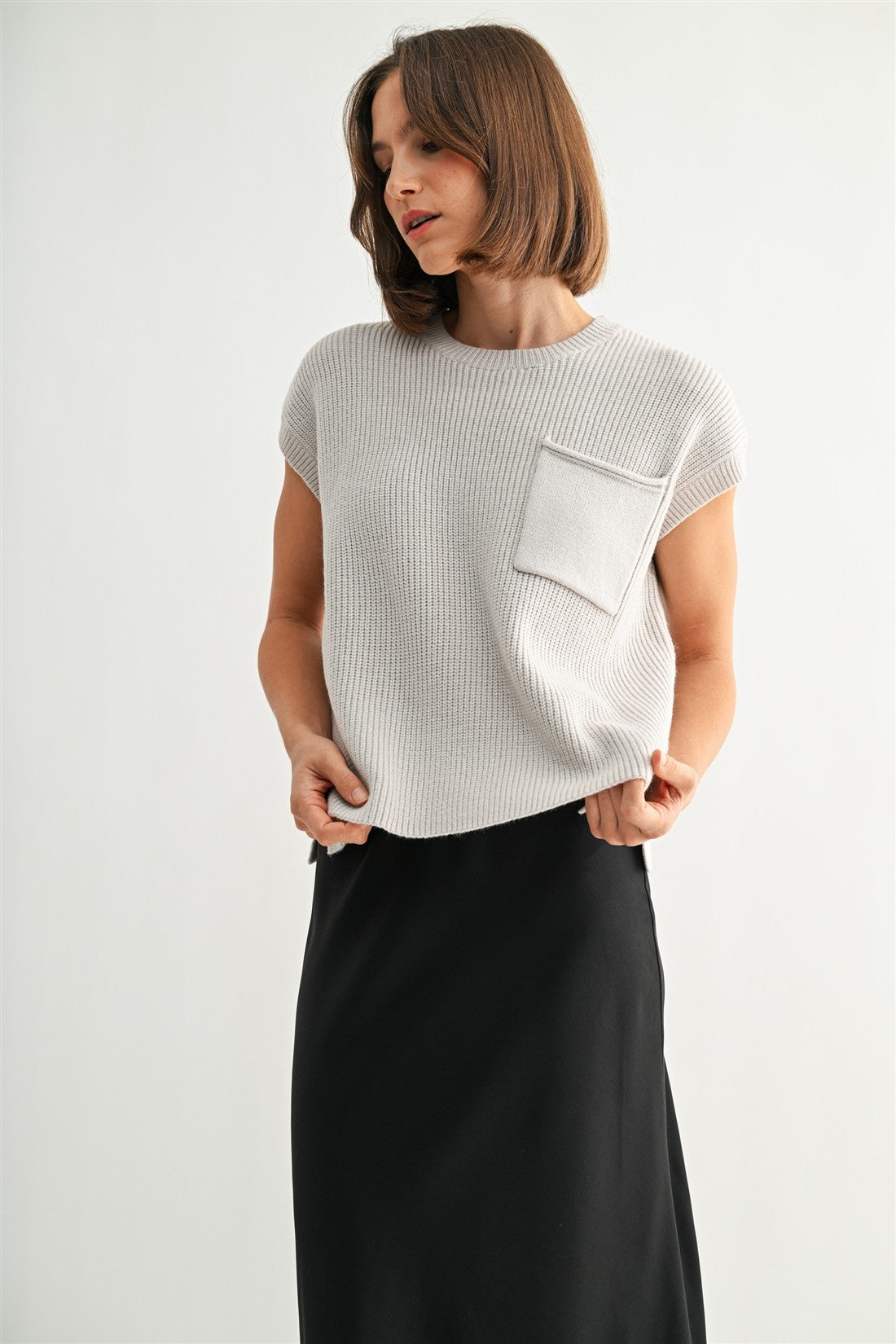 SHORT SLEEVE SWEATER VEST